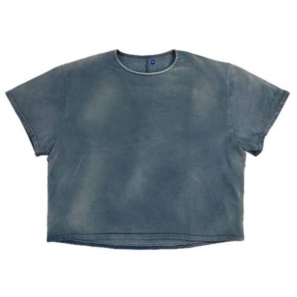 Yeezy fleece yoke shirt blue stone size Large. Fit very big

Brand new in bag - Picture 1 of 5